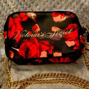 NWT Victoria’s Secret Floral Purse